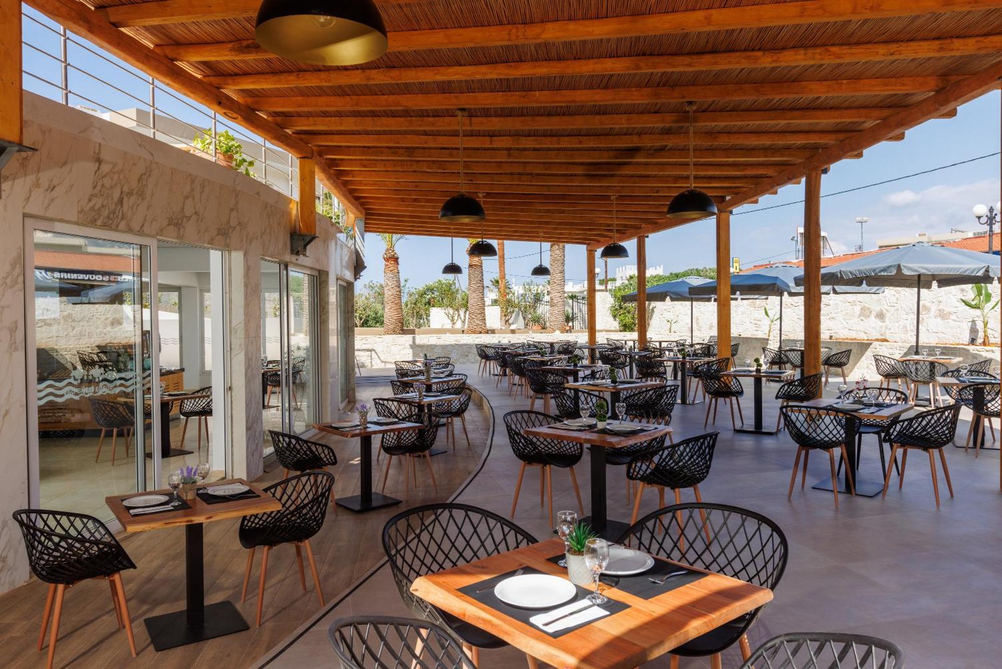 Malia Bay Beach Hotel & Bungalows Exterior photo