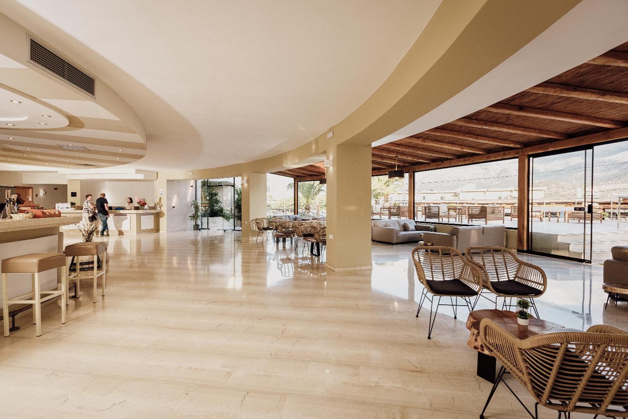 Malia Bay Beach Hotel & Bungalows Exterior photo